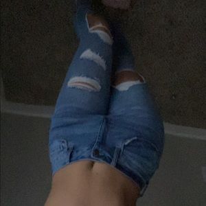 Cute Ripped Skinny Jeans